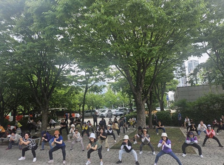남동구, 화목한 걷기동아리 교실 운영