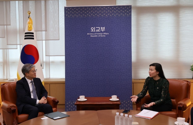 외교부 경제외교조정관, 캐나다 천연자원부 수석차관보 면담