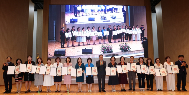 임태희 경기교육감, “수고 많으셨습니다. 감사합니다. 건행(建幸)을 기원합니다”