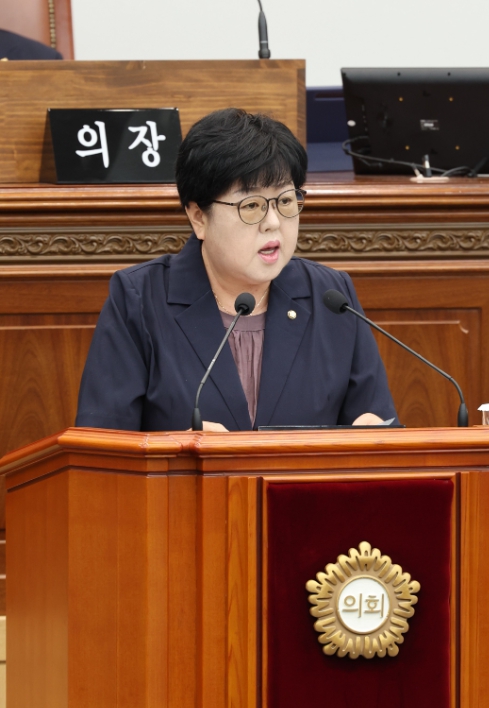 창원시의회 김미나 의원, 수영장 플라스마 수처리 시스템 도입 제안