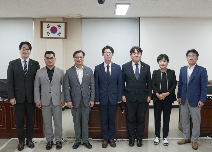 안양시의회 총무경제위원회, 중국 웨이팡시‧안양시 방문하여 도시 간 우호협력 강화 추진 