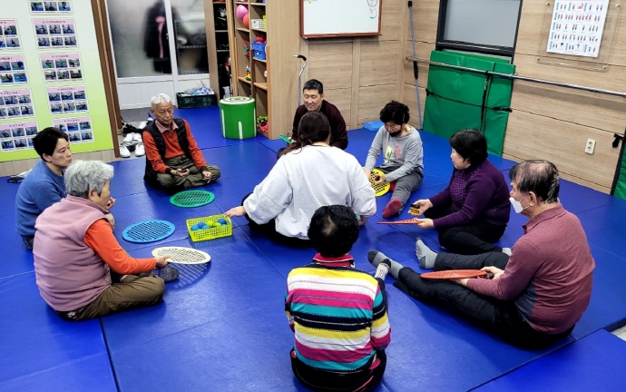 금산군보건소, 2025년 하반기 장애인 재활 작업치료 프로그램 마무리