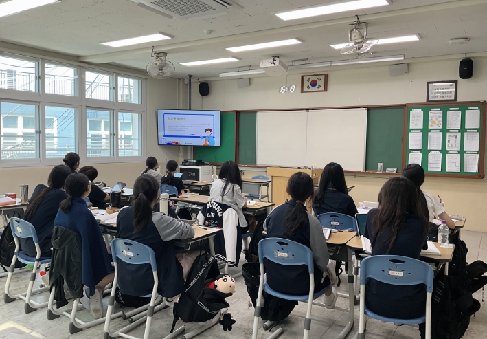 부산 서구청소년상담복지센터, 남성여자고등학교 전교생 대상 학교폭력예방교육 실시
