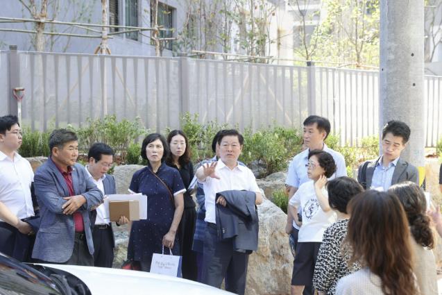 박승원 광명시장 "주민 의견 소홀함 없이 시정에 반영할 것" 광명2동에서 주민 밀착 소통 이어가