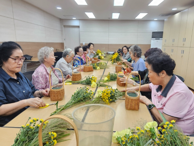 과천시 보건소, 홀몸 어르신 정서지원 프로그램 운영