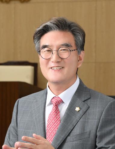 울주군의회 이상걸 의원, 운영비 절감 및 효율화 강력 촉구
