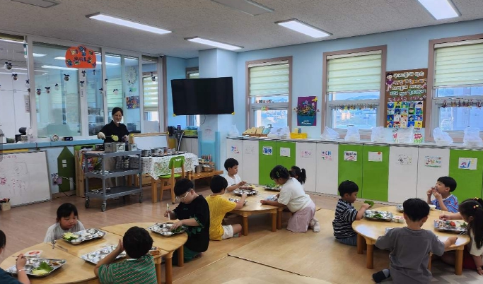 금산군 다함께돌봄센터 돌봄아동 급식 지원 ‘호응’