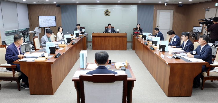 충남도의회 보건복지환경위, 예산 효율성과 도민 건강권 강화 주문
