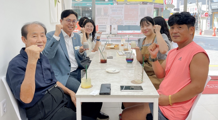“파주시장 어르신들에게 장단콩 디저트 소개할 것”…경상원, ‘전통시장 청년상인 육성사업’ 순항