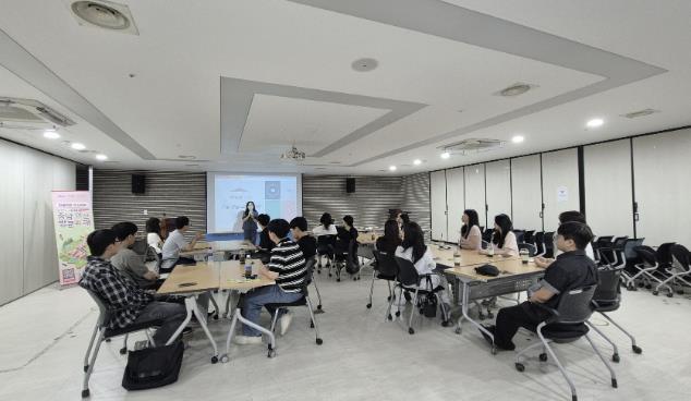 아산시, 청년 공무원 대상 이미지 메이킹·MBTI 소통 교육 실시