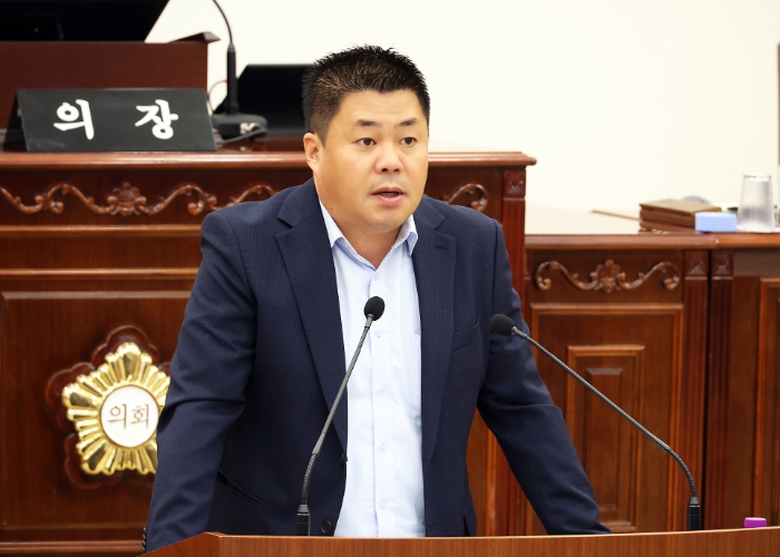 유성구의회 송재만 의원,“공공도서관 등록 확대 위해 사서 인력 충원 대책 필요”