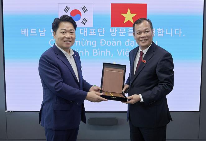 아산시, 베트남 닌빈성 대표단과 상호결연 협력 강화 논의