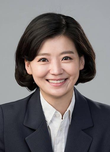 부산시의회 부산광역시 학교체육시설, 주민에게 더 활짝 열려 - 김효정 의원‘학교시설 이용 활성화 지원 조례’ 일부개정안 발의