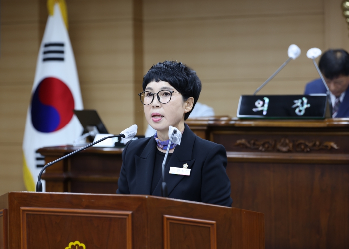 “부여 파크골프, 이제는 지속가능한 성장 전략이 필요하다” 부여군의회 장소미 의원, 백마강 파크골프장 야간 전용구장 조성 및 시설 보완 촉구