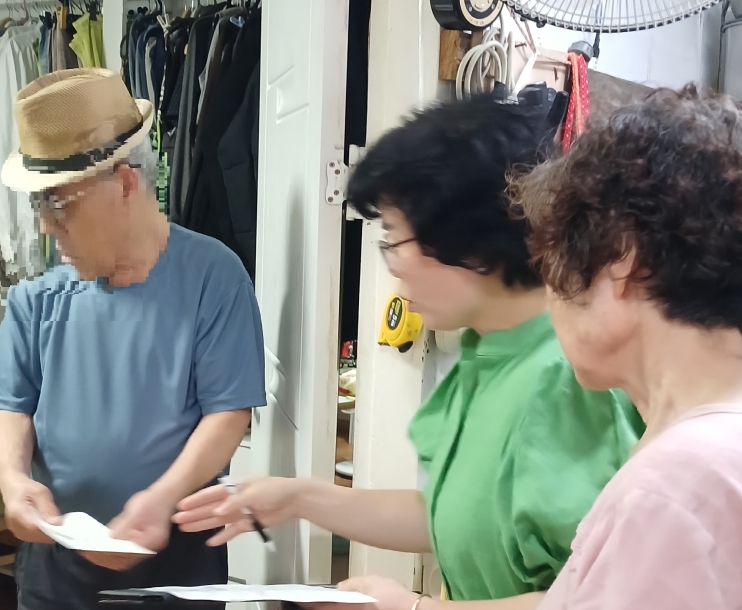 계양구 작전1동 보장협의체, 추석맞이 취약계층 수재민 위로금 지원