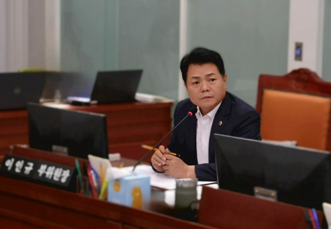 이인규 도의원, “경기도교육청 AI 디지털교과서 구독료 예산 이용, 성급한 정책 추진은 중단돼야”