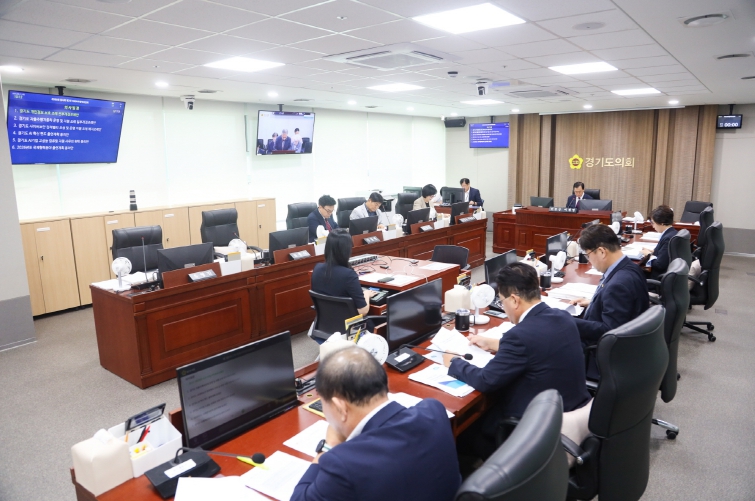 경기도의회 미래과학협력위원회, 조례안·동의안·추경예산 심사...정책 내실화 주문