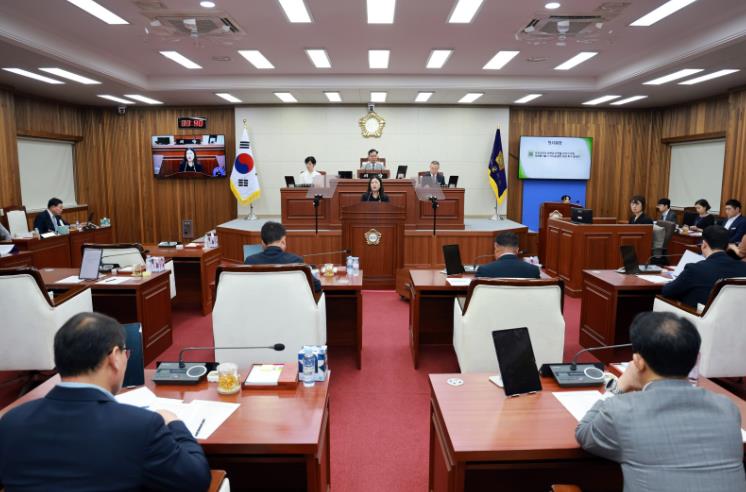 무안군의회, ‘의료폐기물 소각시설 설치 반대’ 결의안 채택
