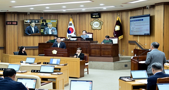 목포시의회 최원석 의원 “익산지방국토관리청 협의 불가 경관조명사업, 진정 시민 위한 것인가?”