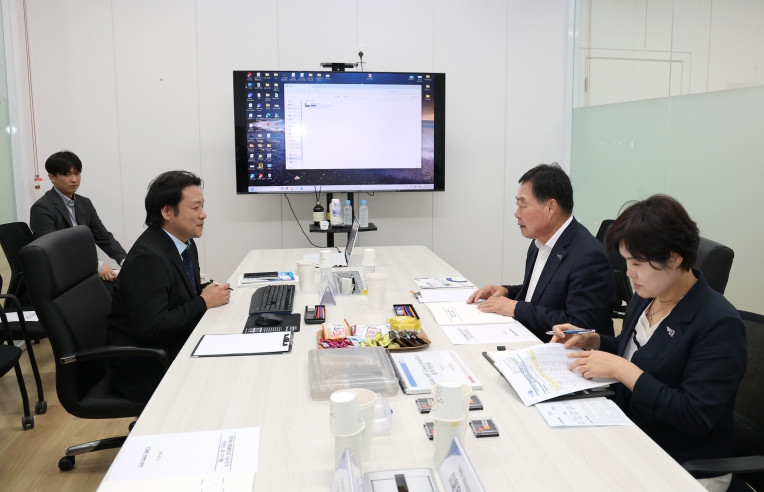 무안군, 화합물반도체센터 지역기반 국내 유일 거점지역으로 반도체 시장 선점 기반 마련