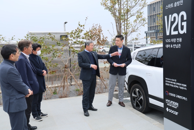 김완근 제주시장, ‘미래산업부터 골목상권까지’ 현장 행정