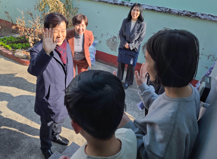 진주시, 저소득 아동 ‘환절기 건강·새학기 학업’ 격려