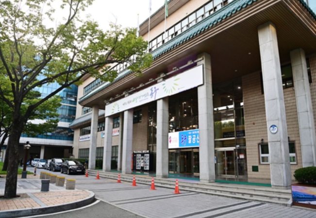 대구 동구, 대구가톨릭대학교와 AI 정주도시 조성을 위한 업무협약(MOU) 체결