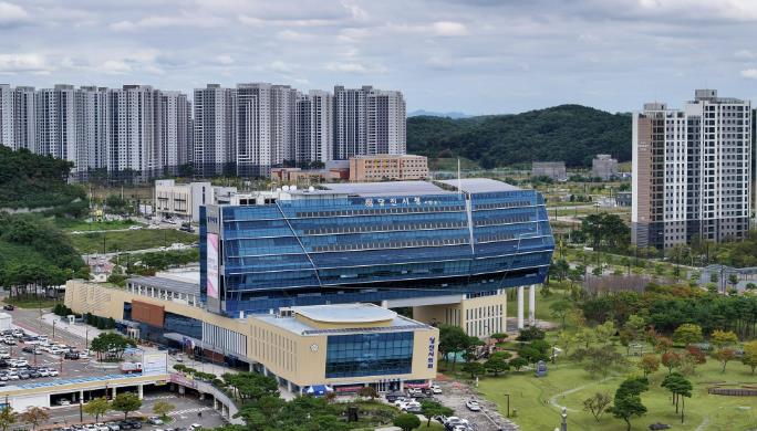 당진시, 호수공원 부지 착공 전 '한시적 영농' 허용…민원 잡고 예산 아끼는 상생 행정