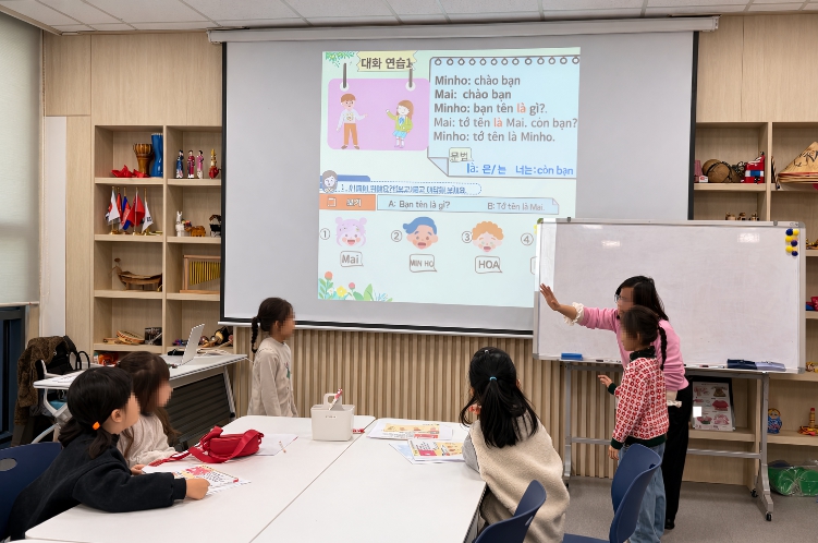 산청군가족센터, ‘두 언어로 자라는 우리들’ 이중언어교실 운영