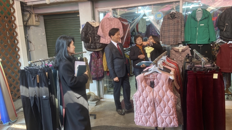 밀양시, ‘전통시장 장본데이’ 추진… 지역경제 활력 견인