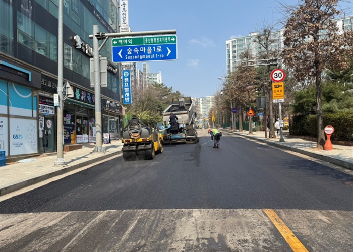 고양시 일산동구, 도로 시설 집중 점검…해빙기 도로 안전 확보에 총력