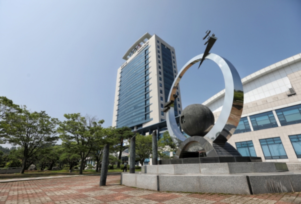 강릉시 명주동·남문동 일원 등, 도시 미관 개선 위한 ‘공중케이블 정비사업’ 선정되다