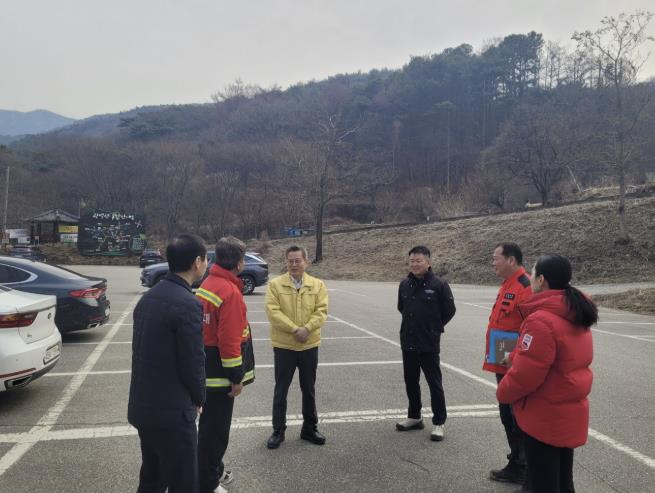 아산시, 봄철 산불 예방 총력 ...산불재난 대비 부시장 현장 방문