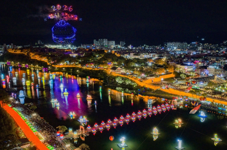 진주남강유등축제, 문체부 ‘글로벌 축제’ 선정