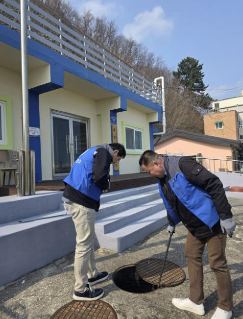 삼척시, 동절기 유충구제 박멸 '여름철 모기 선제 차단 총력'