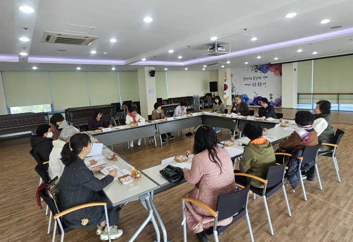 금산군, 아이돌보미 집담회 개최…현장 의견 청취 및 돌봄서비스 개선 논의