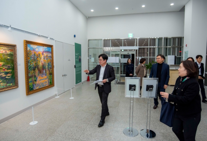 김병수 김포시장, 김포만화도서관·모담도서관 현장행정… ‘책의 도시 김포’로