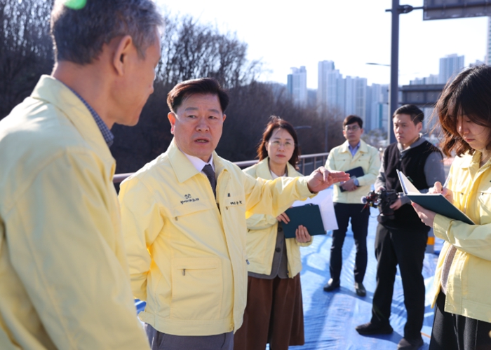 박승원 광명시장 “시민 안전과 생활 불편, 현장 찾아 해결해야…” 현장 누비며 시민 안전·생활 민원 직접 챙겨