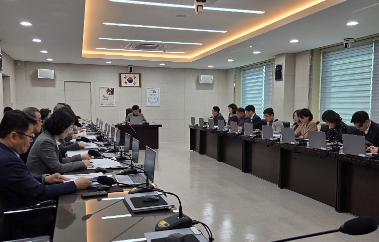 윤건영 충북교육감, '2026년 청렴 충북교육 종합 추진계획' 공유 회의 개최