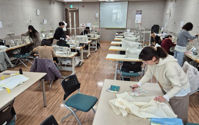 용산구, "배움이 일자리로"…여성교실 수강생 모집