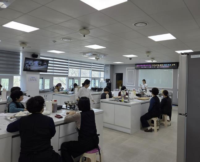 음성군, 우리 농산물 활용 전통 병과 요리 교육 실시