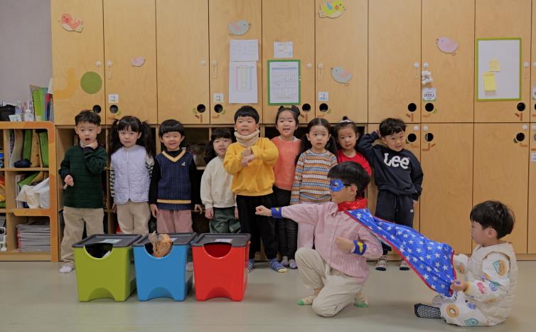 "쓰레기도 다이어트가 필요해!" 은평구, 어린이 환경 영웅 '모아맨' 교육영상 제작