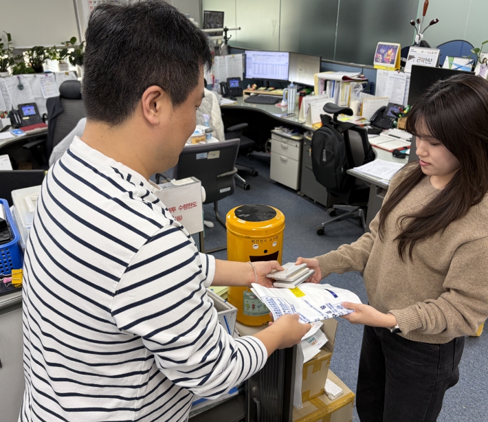 도봉구, '폐건전지·종이팩' 종량제봉투·휴지로 교환