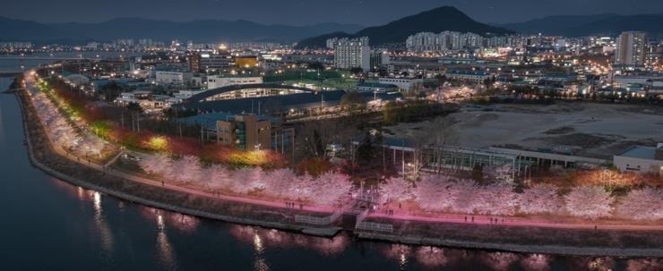 ‘더 아름다워지는 춘천의 밤’ 공지천 야간경관 강화

