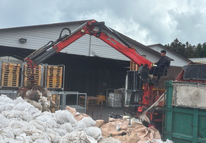 제주도, '감귤밭 폐토양피복재' 자원순환경제로…농촌 폐기물 관리 전환점