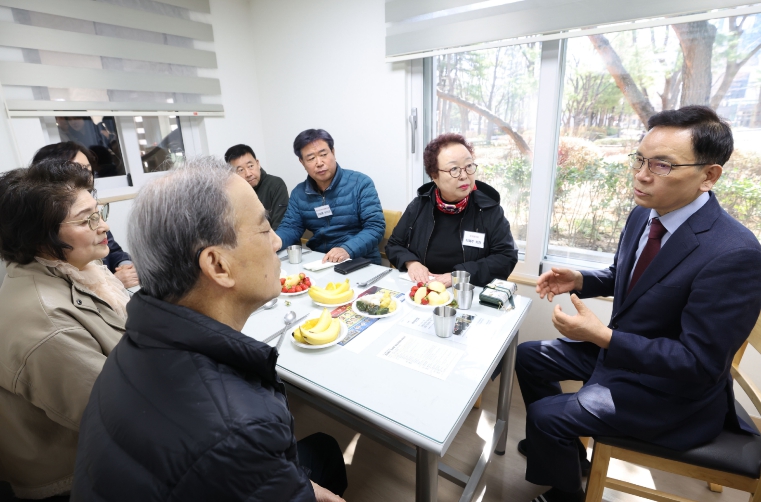 강남구, 30년 넘은 대청경로당 새 단장…더 넓고 안전한 어르신 쉼터로