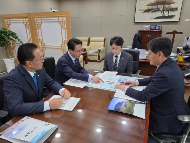 고창군수, 국토부 제2차관 면담.. 핵심 SOC 사업 집중 건의
