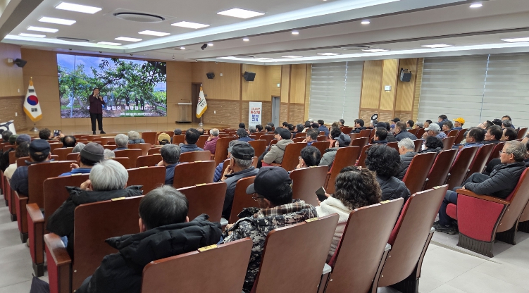 "교육은 필수, 방제는 타이밍" 홍천군, 과수화상병 예방 '골든타임' 사수