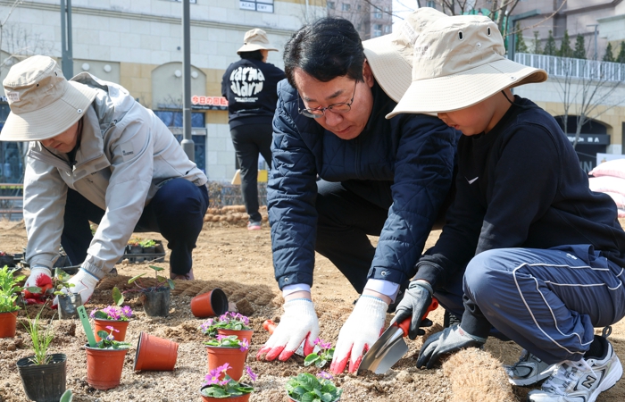 ‘보타닉가든 화성’ 시민의 손길로 피어나다... 동탄여울공원 내 특별정원 17개소 조성