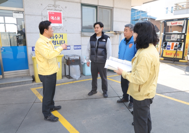정읍시, 중동발 유가 불안에 ‘민생물가 안정’ 총력… 직접 현장 챙겼다